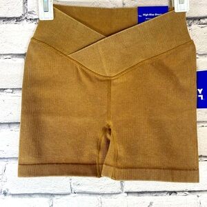 Joylab Nude Tan High Rise Bike Shorts size Large